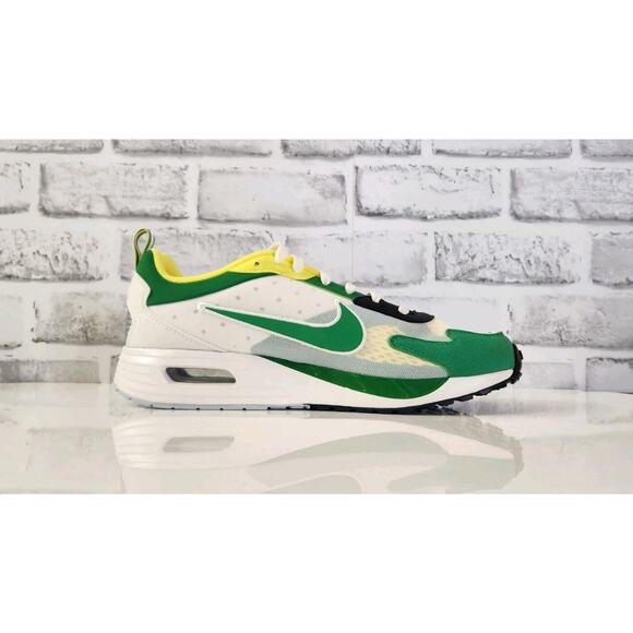 Nike Air Max Solo Oregon Ducks Shoe Size 9 Men\'s White Green Yellow FZ4837-001